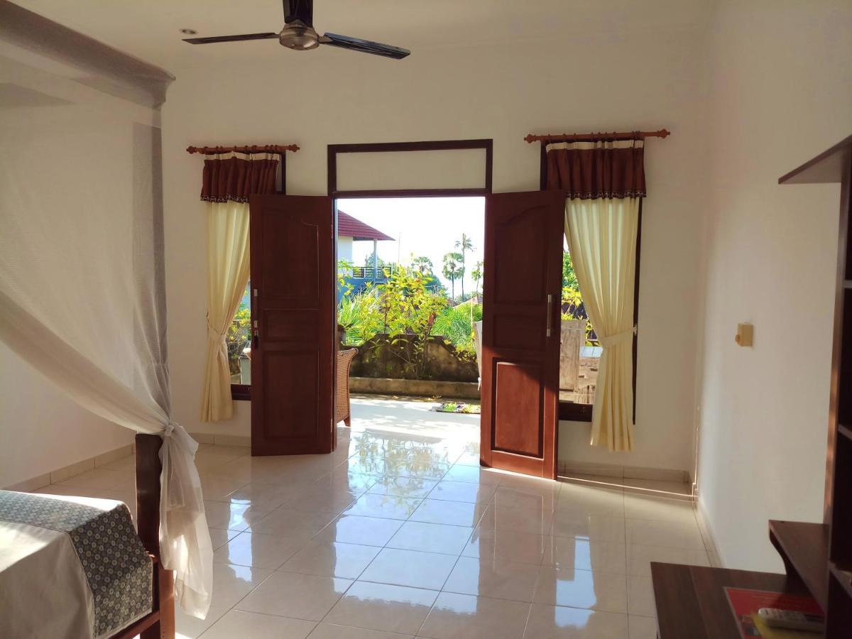 Rumah Wayans Lipah Amed  Exterior photo