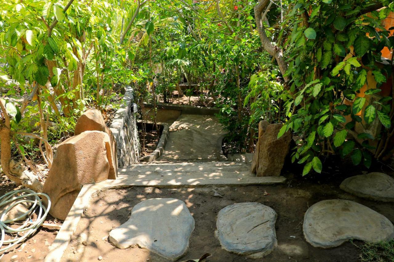 Rumah Wayans Lipah Amed  Exterior photo